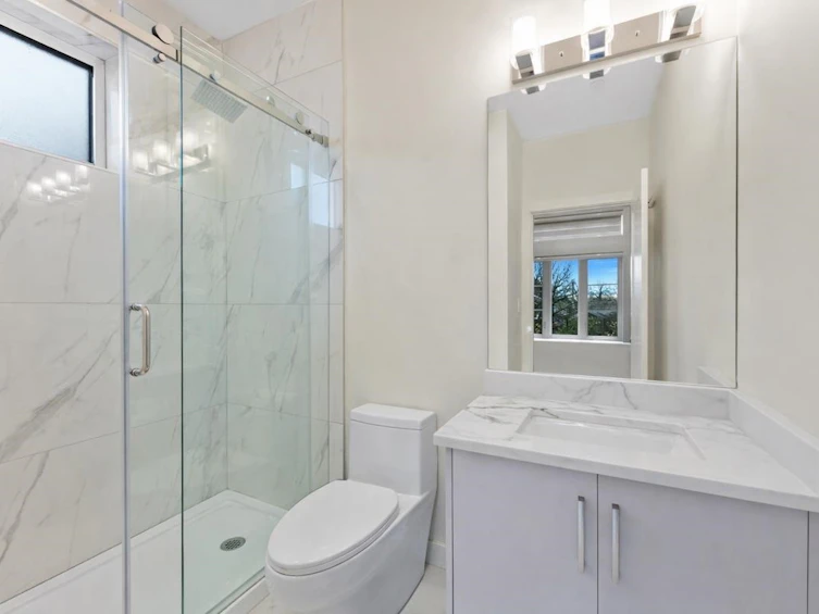 2719 E 46th Avenue, Vancouver, BC, V5S 1A6 - 19