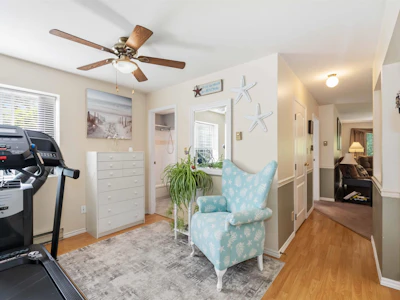 26-22128 Dewdney Trunk Road - 5