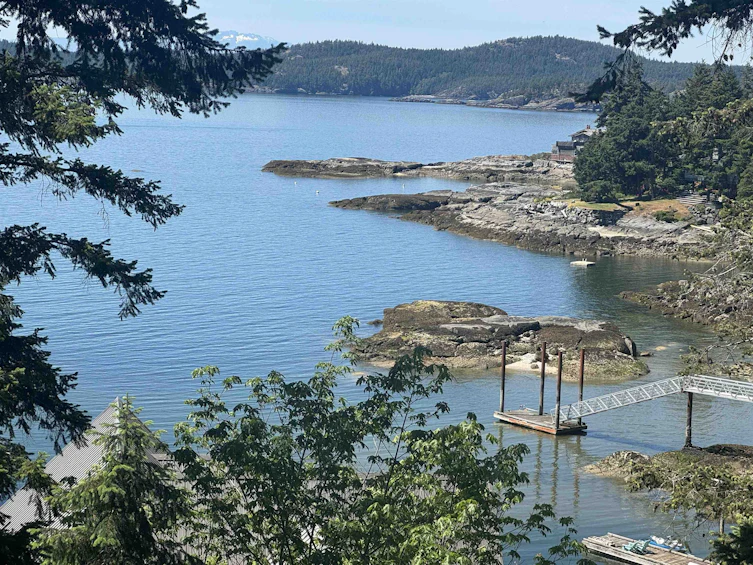 9127 Redrooffs Road, Halfmoon Bay, BC, V7Z 1E9
