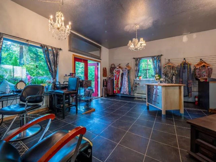 9127 Redrooffs Road, Halfmoon Bay, BC, V7Z 1E9 - 13