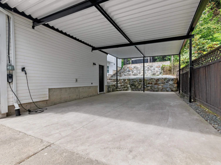 33483 Blueberry Drive, Mission, BC, V2V 6J1 - 35