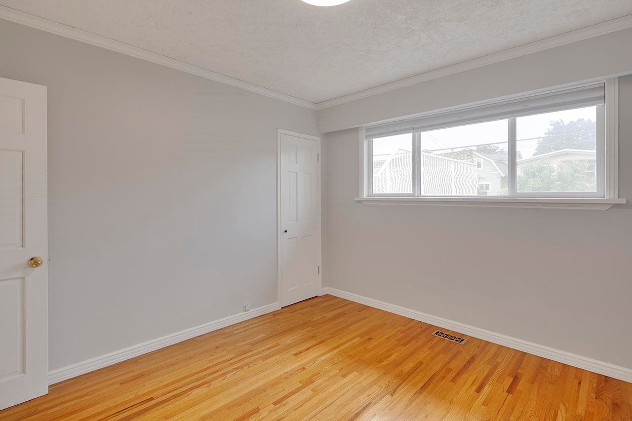 4825 Georgia Street, Burnaby, BC, V5C 2W1 - 11