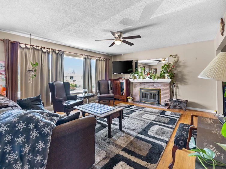 2119 Monterey Avenue, Coquitlam, BC, V3K 2M5 - 3
