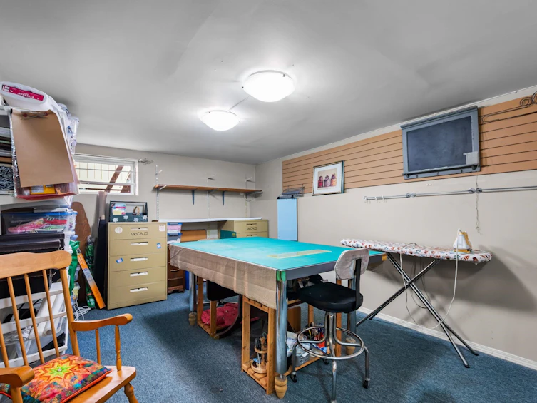 2119 Monterey Avenue, Coquitlam, BC, V3K 2M5 - 21