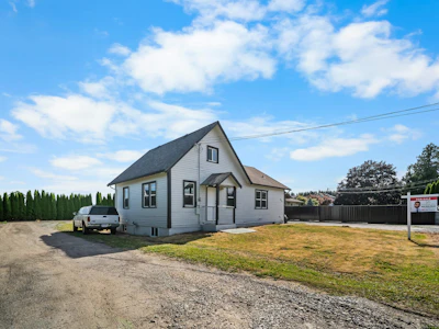 33508 Huntingdon Road - 2