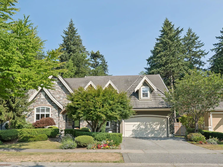 14185 33 Avenue, Surrey, BC, V4P 3M1
