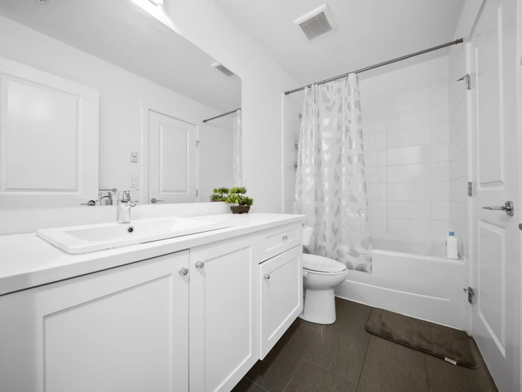 608-13623 81a Avenue, Surrey, BC, V3W 3N7 - 21