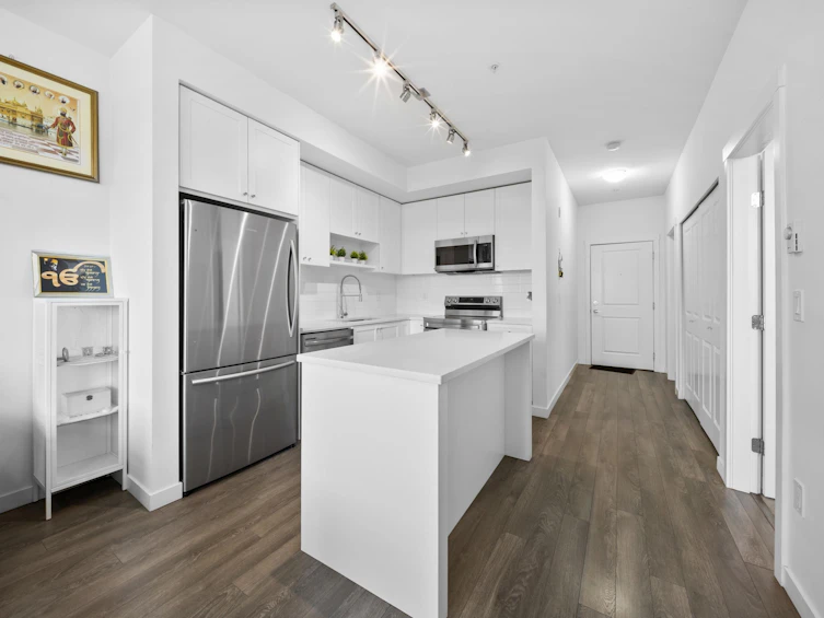 608-13623 81a Avenue, Surrey, BC, V3W 3N7 - 12