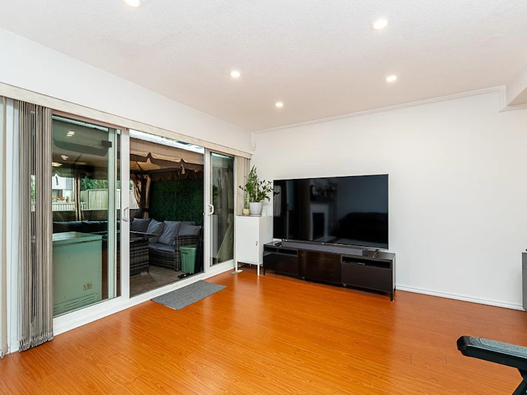35-13795 102 Avenue, Surrey, BC, V3T 1N9 - 11