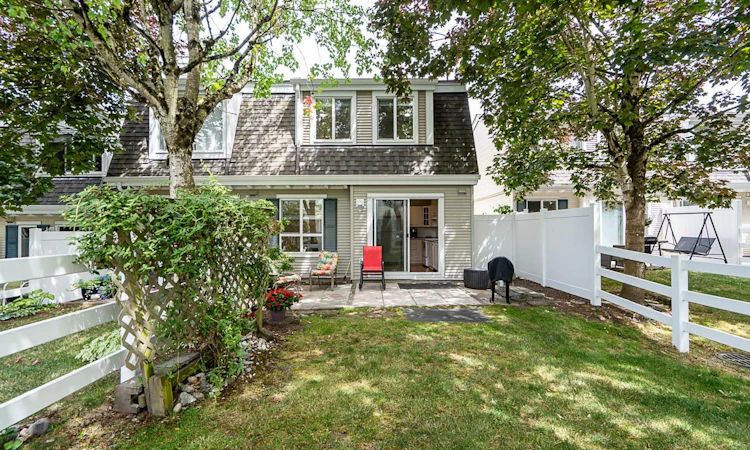 67-8890 Walnut Grove Drive