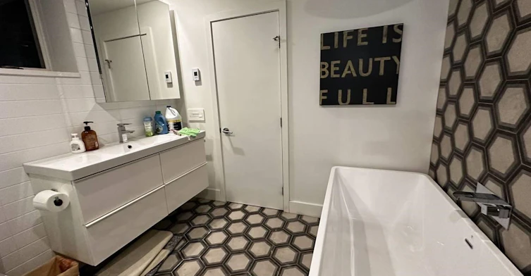 68xx Laurel St Vancouver, Vancouver, BC, V6P 3T7 - 2