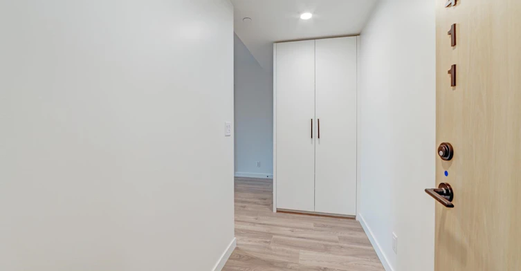 4xx-10448 University Drive, Surrey, BC, V3T 0S7 - 7