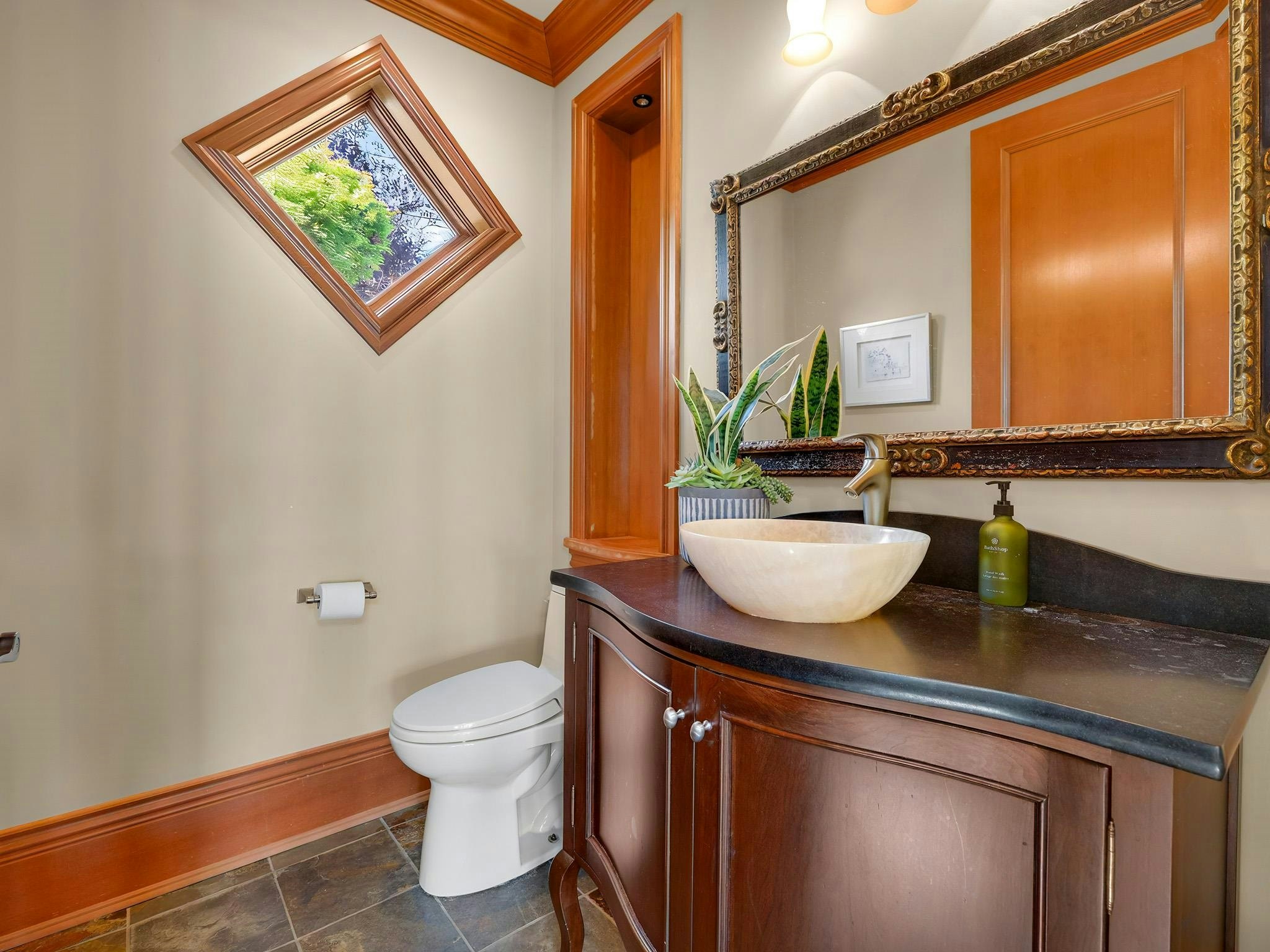 14334 Sunset Drive, Surrey, BC, V4B 2V5 - 10