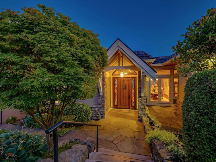 14334 Sunset Drive, Surrey, BC, V4B 2V5 - 3