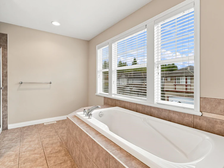 121-21868 Lougheed Highway, Maple Ridge, BC, V2X 2S4 - 18