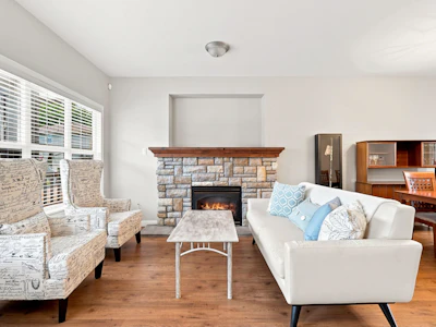 121-21868 Lougheed Highway - 3