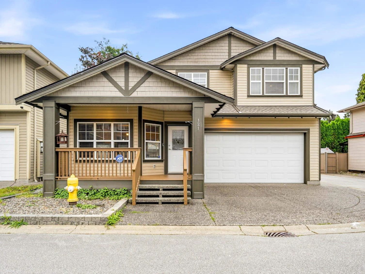 121-21868 Lougheed Highway, Maple Ridge, BC, V2X 2S4