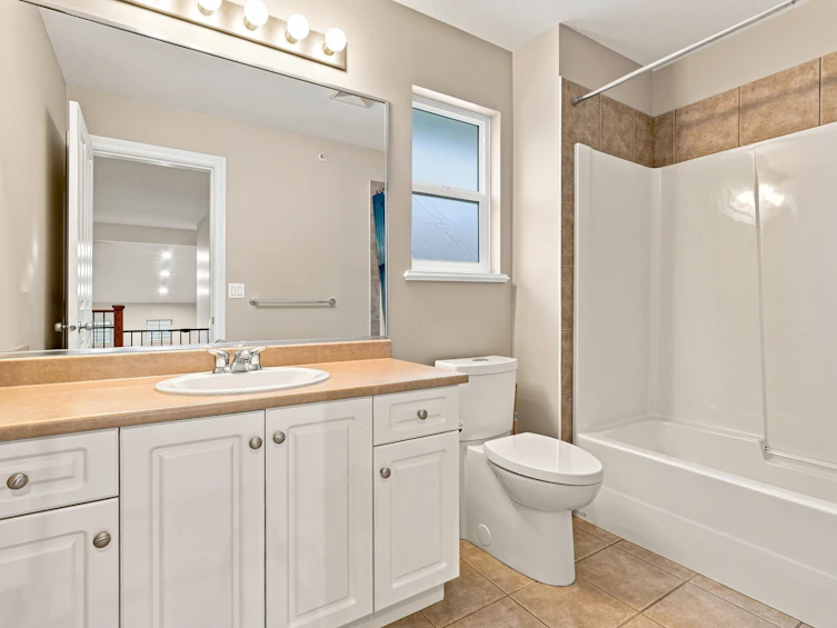 121-21868 Lougheed Highway, Maple Ridge, BC, V2X 2S4 - 21