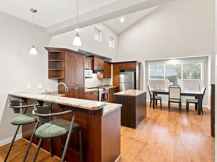 121-21868 Lougheed Highway, Maple Ridge, BC, V2X 2S4 - 2