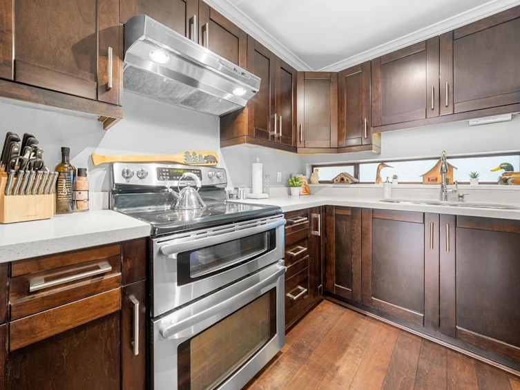 302-140 E 4th Street, North Vancouver, BC, V7L 4R1 - 9