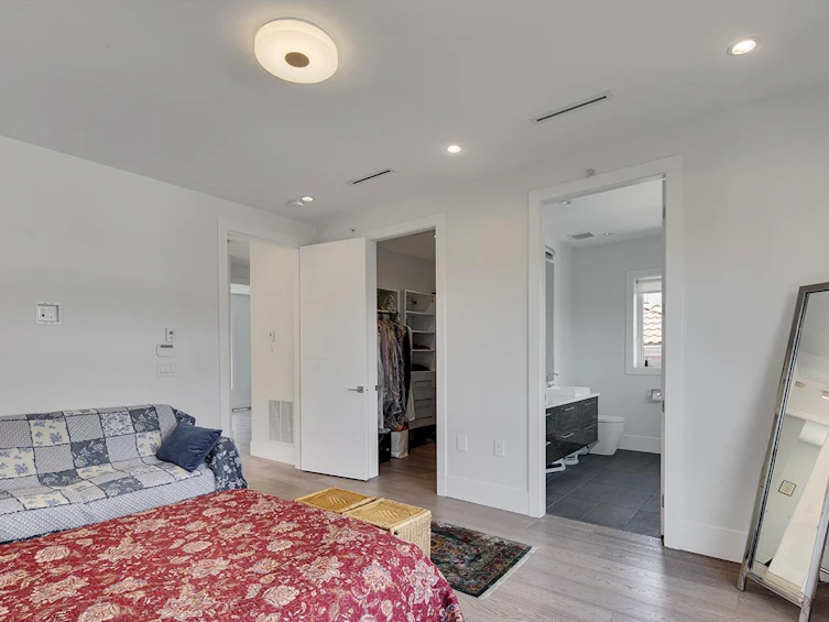 3191 E 21st Avenue, Vancouver, BC, V5M 2W8 - 23