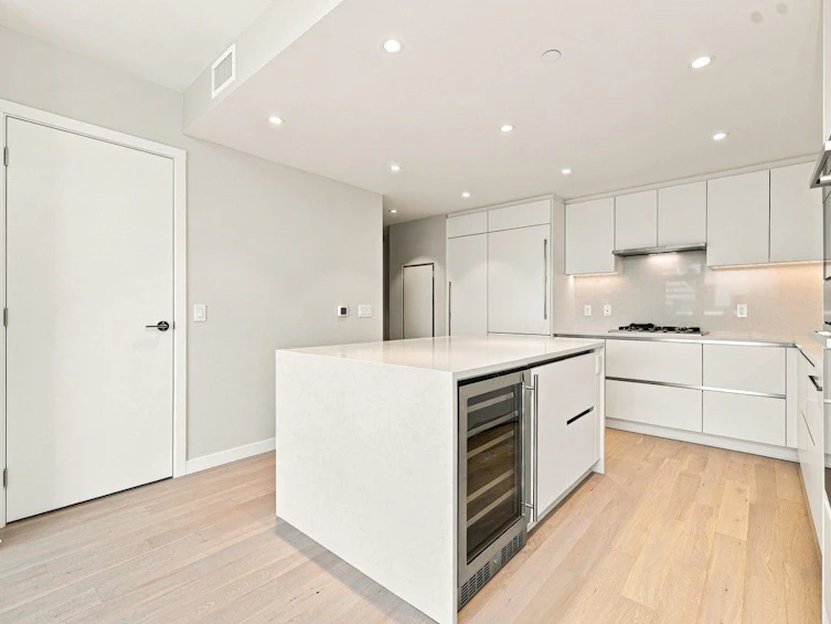 601-485 W42nd Avenue, Vancouver, BC, V5Y 2T3 - 3