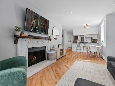218 W 15th Avenue - 5