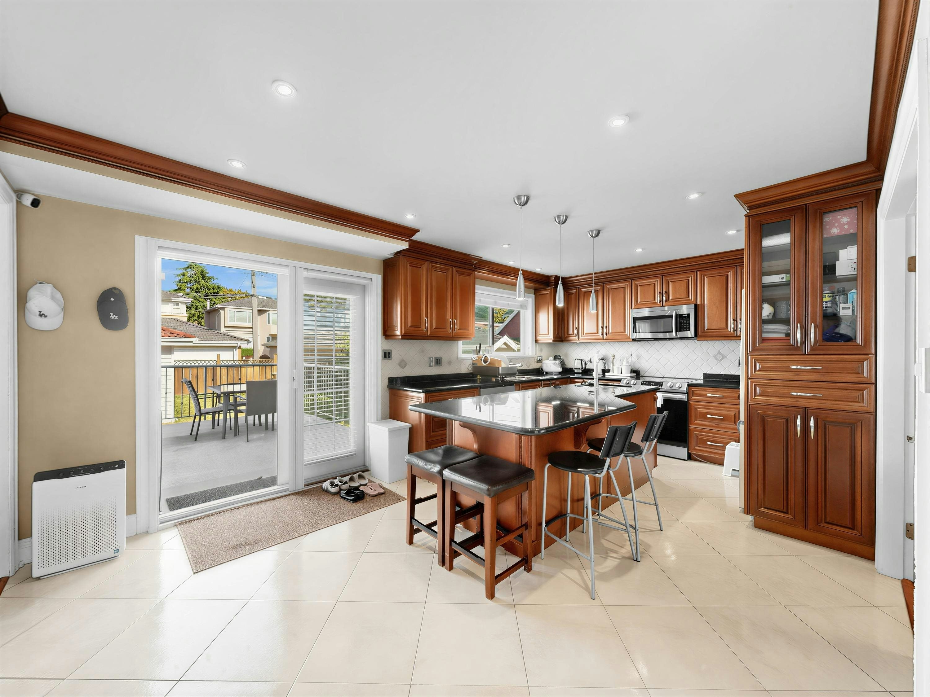 6332 Brooks Street, Vancouver, BC, V5S 3J4 - 6