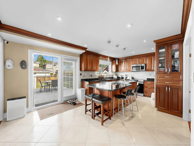 6332 Brooks Street, Vancouver, BC, V5S 3J4 - 6