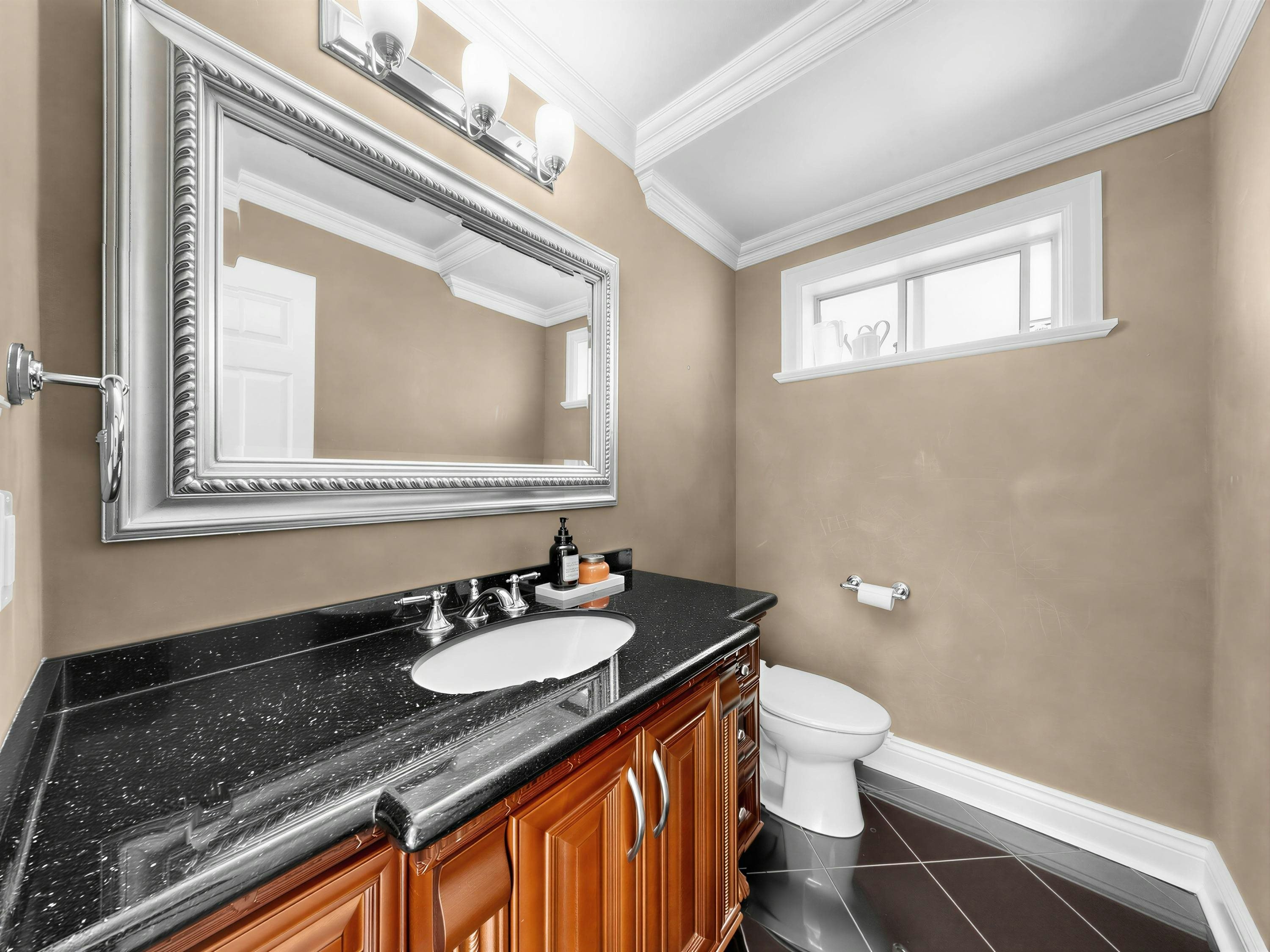 6332 Brooks Street, Vancouver, BC, V5S 3J4 - 24
