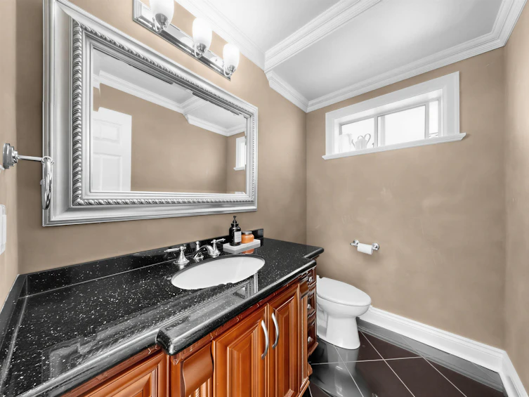 6332 Brooks Street, Vancouver, BC, V5S 3J4 - 24