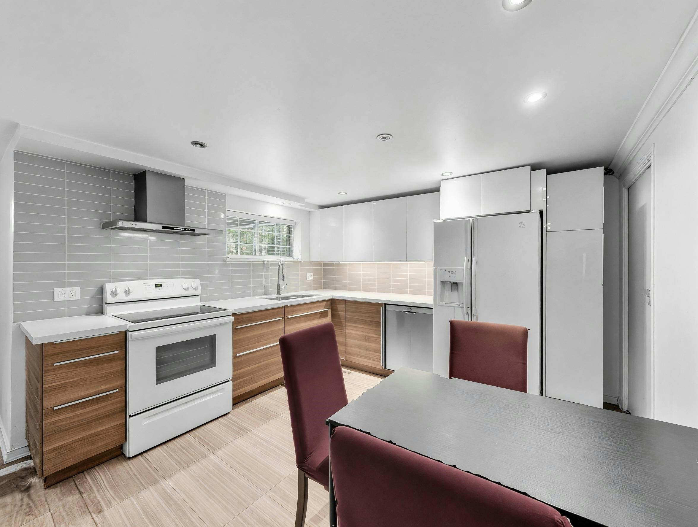 6332 Brooks Street, Vancouver, BC, V5S 3J4 - 31