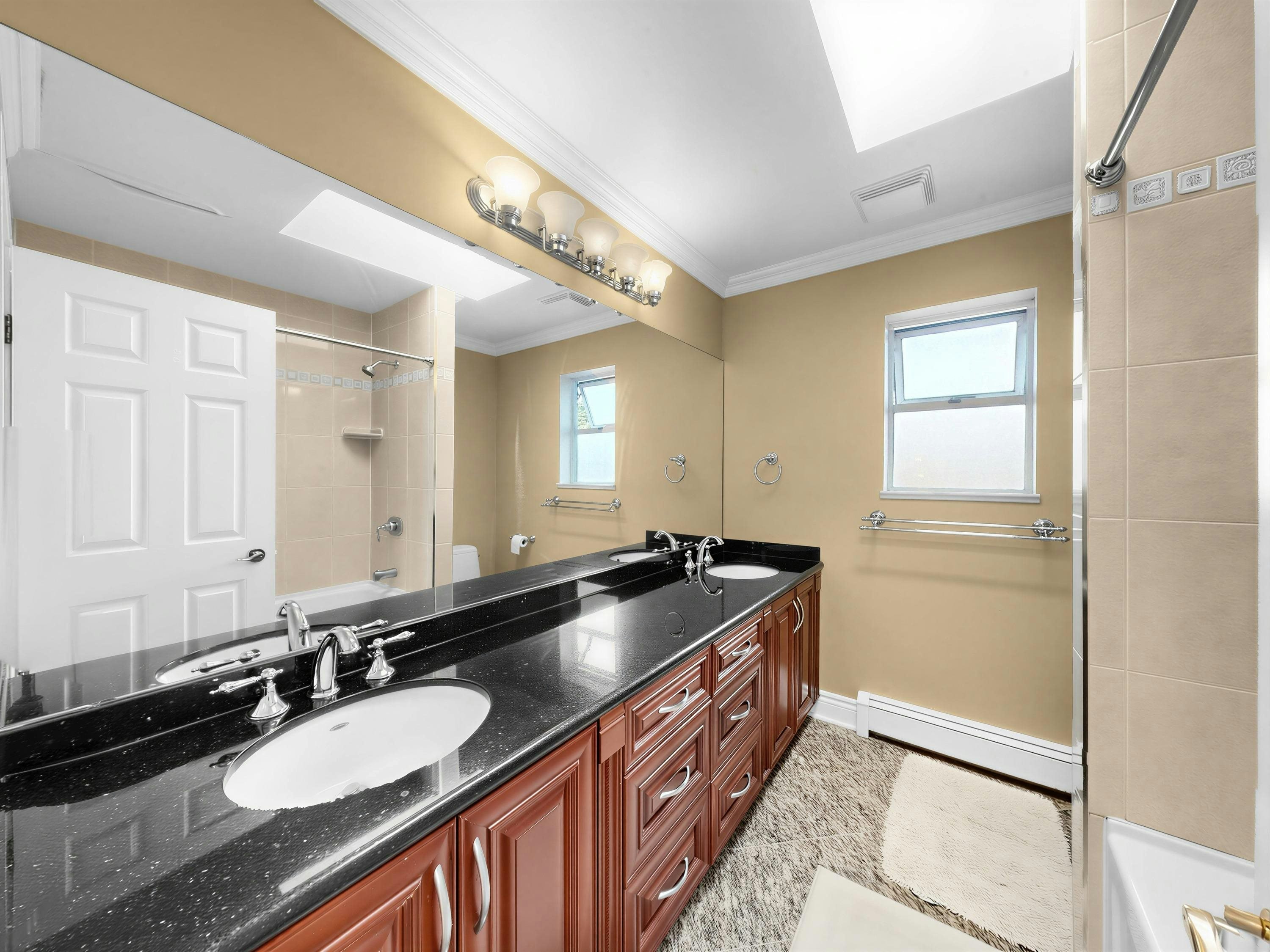 6332 Brooks Street, Vancouver, BC, V5S 3J4 - 19