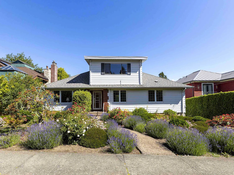 4355 W 3rd Avenue, Vancouver, BC, V6R 1M6 - 2
