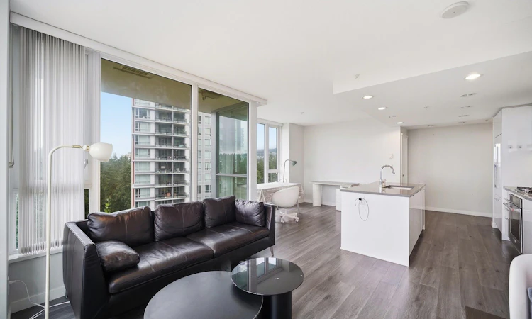 1403-3100 Windsor Gate