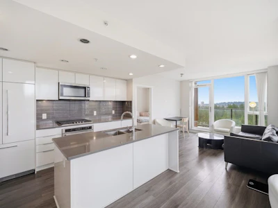 1403-3100 Windsor Gate - 5