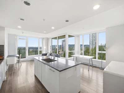 1403-3100 Windsor Gate - 5
