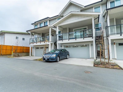 15-45455 Spadina Avenue - 4