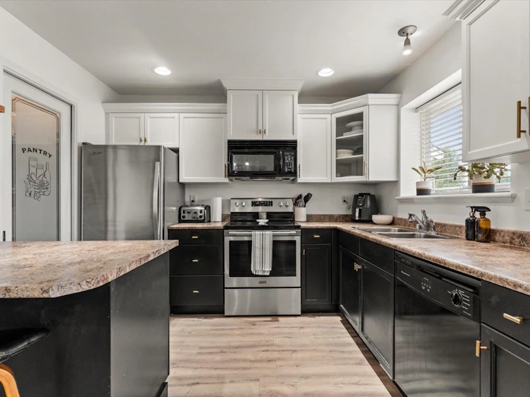 85-8881 Walters Street, Chilliwack, BC, V2P 8E9 - 7