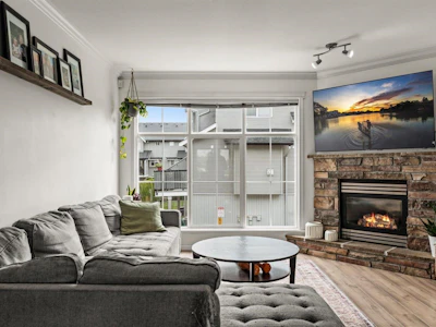 85-8881 Walters Street - 2