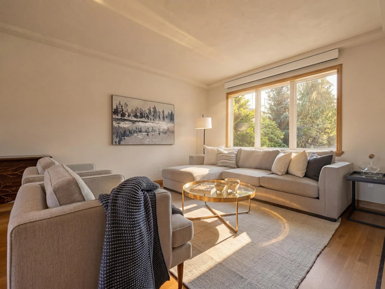 588 Lowry Lane, North Vancouver, BC, V7G 1R3 - 13