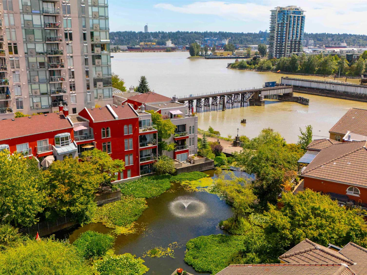 308-8 Laguna Court, New Westminster, BC, V3M 6M6 - 34