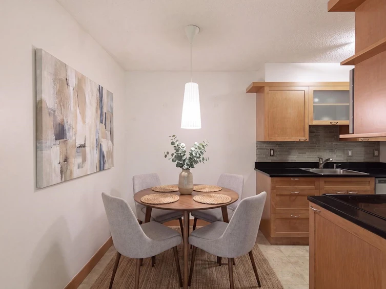 203-3680 W 7th Avenue, Vancouver, BC, V6R 1W4 - 5