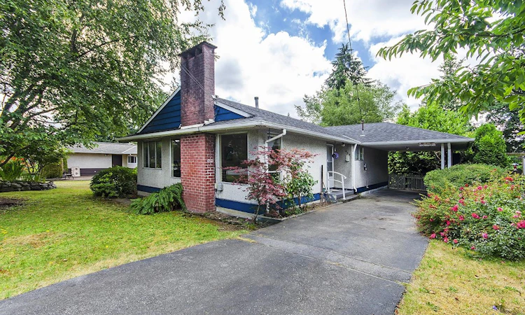 945 Caithness Crescent