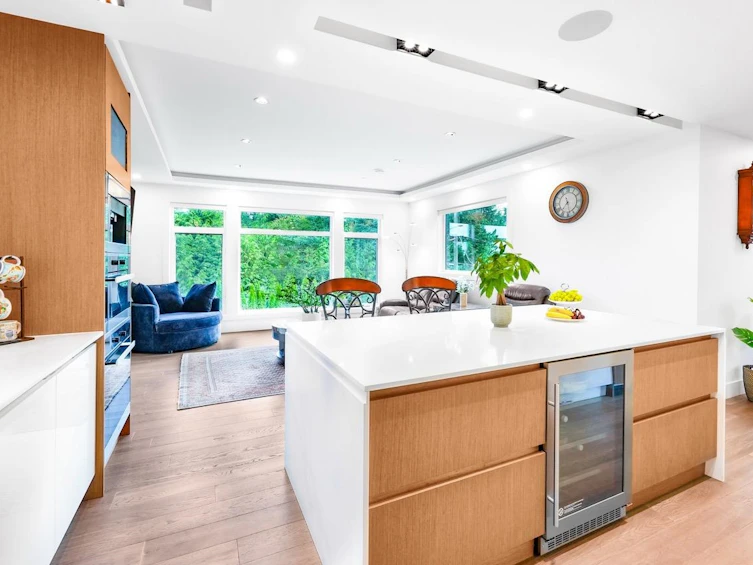 4399 Highland Boulevard, North Vancouver, BC, V7R 2Z8 - 13