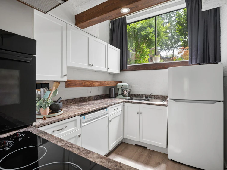 520 Cardiff Way, Port Moody, BC, V3H 3T3 - 3