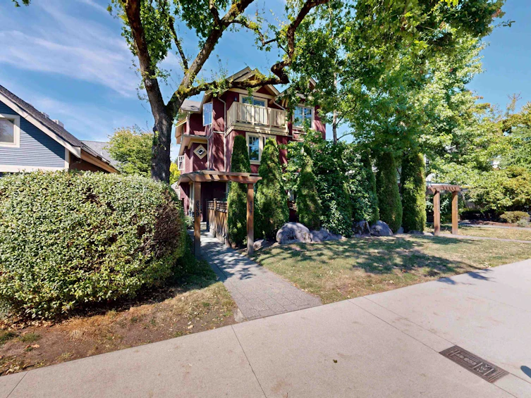 839 W 14th Avenue, Vancouver, BC, V5Z 1R2