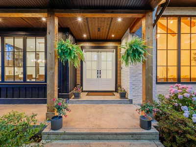 2833 204 Street - 2