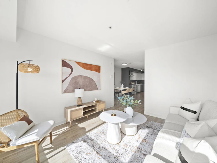 105-2888 E 2nd Avenue, Vancouver, BC, V5M 0B9 - 3