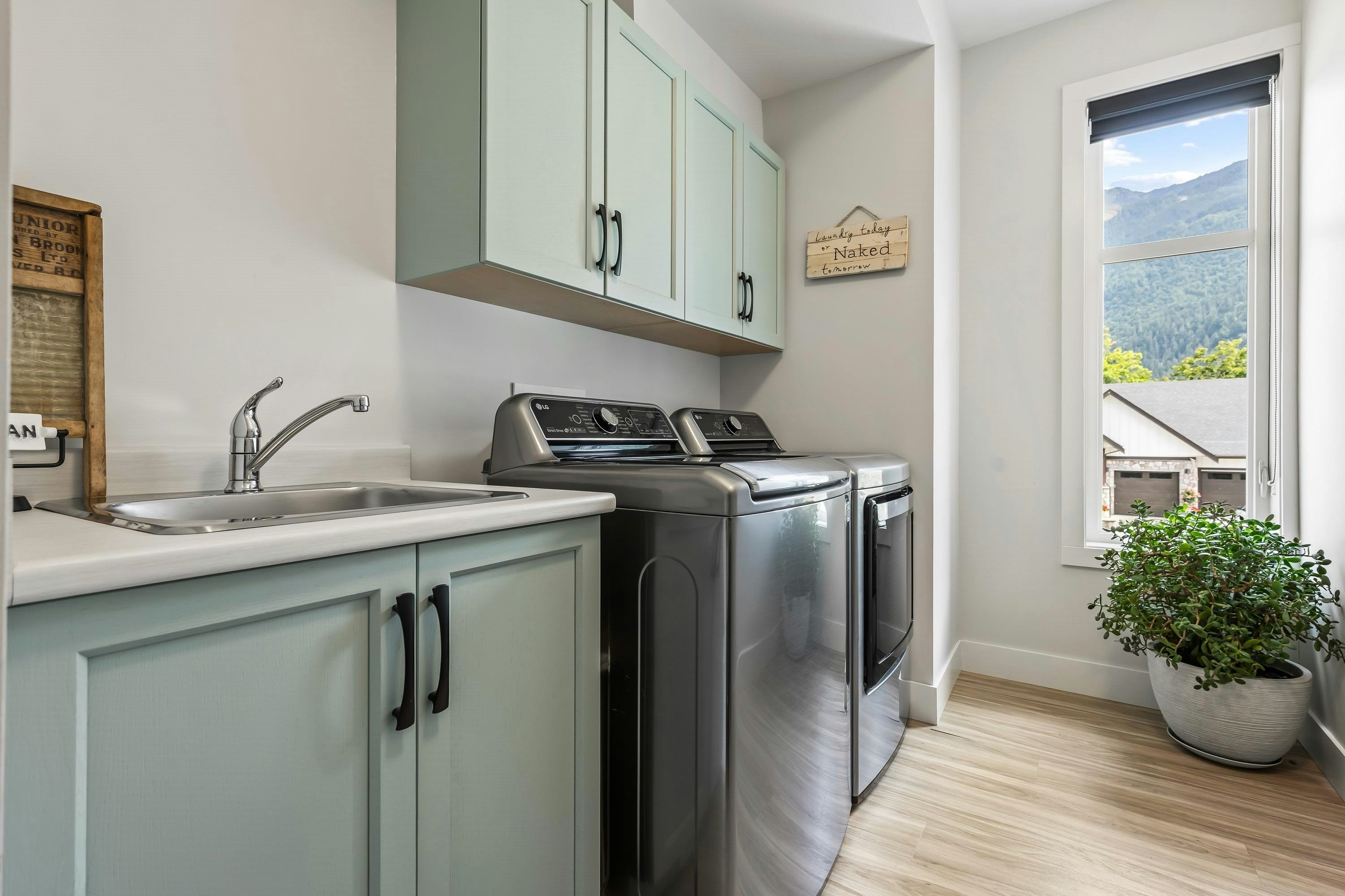 10031 Magnolia Place, Chilliwack, BC, V0X 1X1 - 27